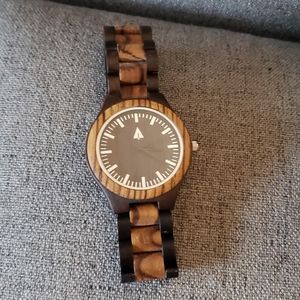 Tree hut Brand new in box real wood watch